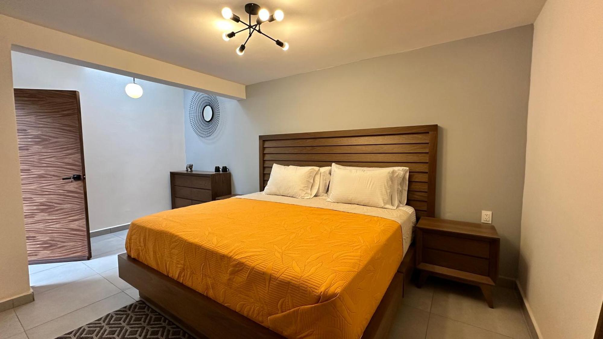 Hotel Boutique Villa Escondida, A Pasos De Lo Mejor En Tlaquepaque Exterior foto